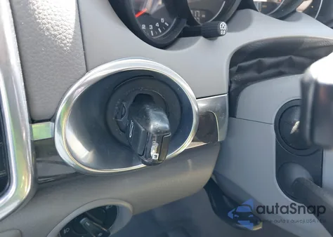 2011 Porsche Cayenne S z USA, uszkodzony, nr VIN WP1AB2A29BLA44069